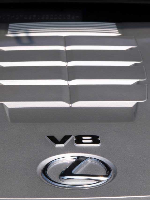 LEXUS V8發(fā)動機